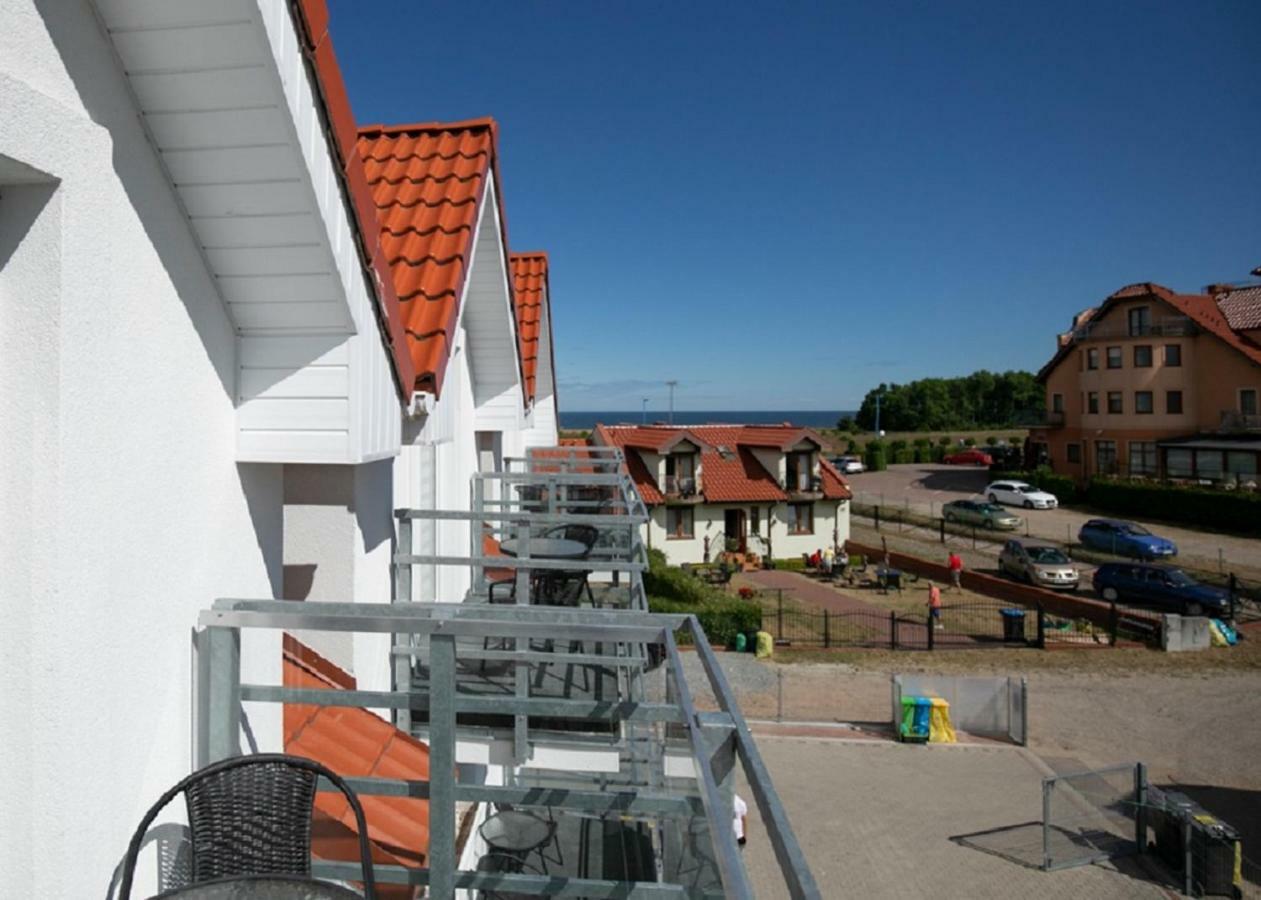 Palisander Z Widokiem Na Morze Trzęsacz Exteriér fotografie
